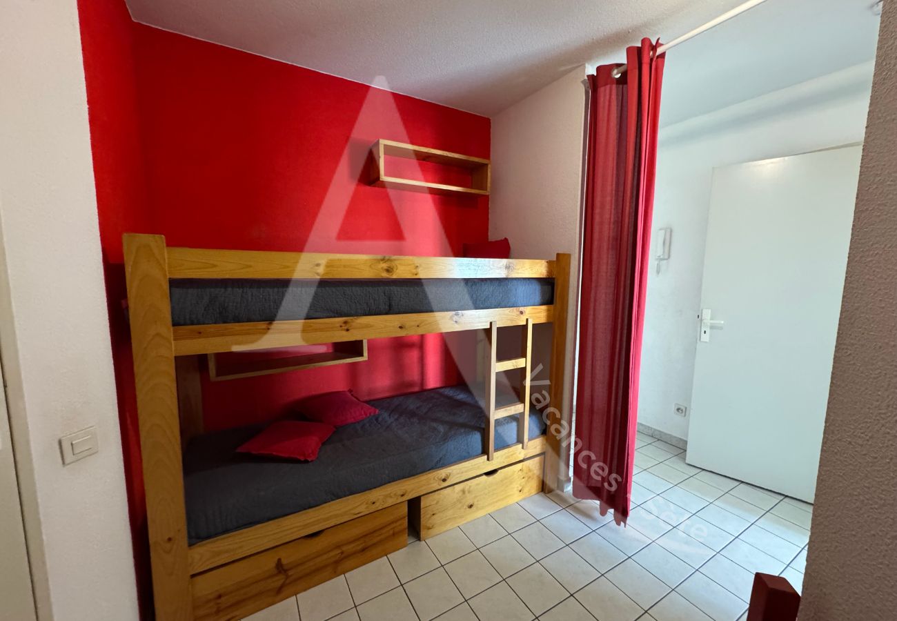 Ferienwohnung in Sète - 182 / T2 AVEC PARKING, PISCINE ET ASCENSEUR