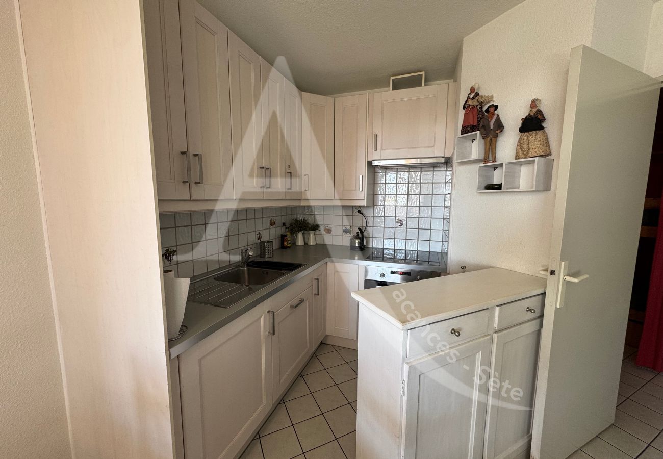 Ferienwohnung in Sète - 182 / T2 AVEC PARKING, PISCINE ET ASCENSEUR