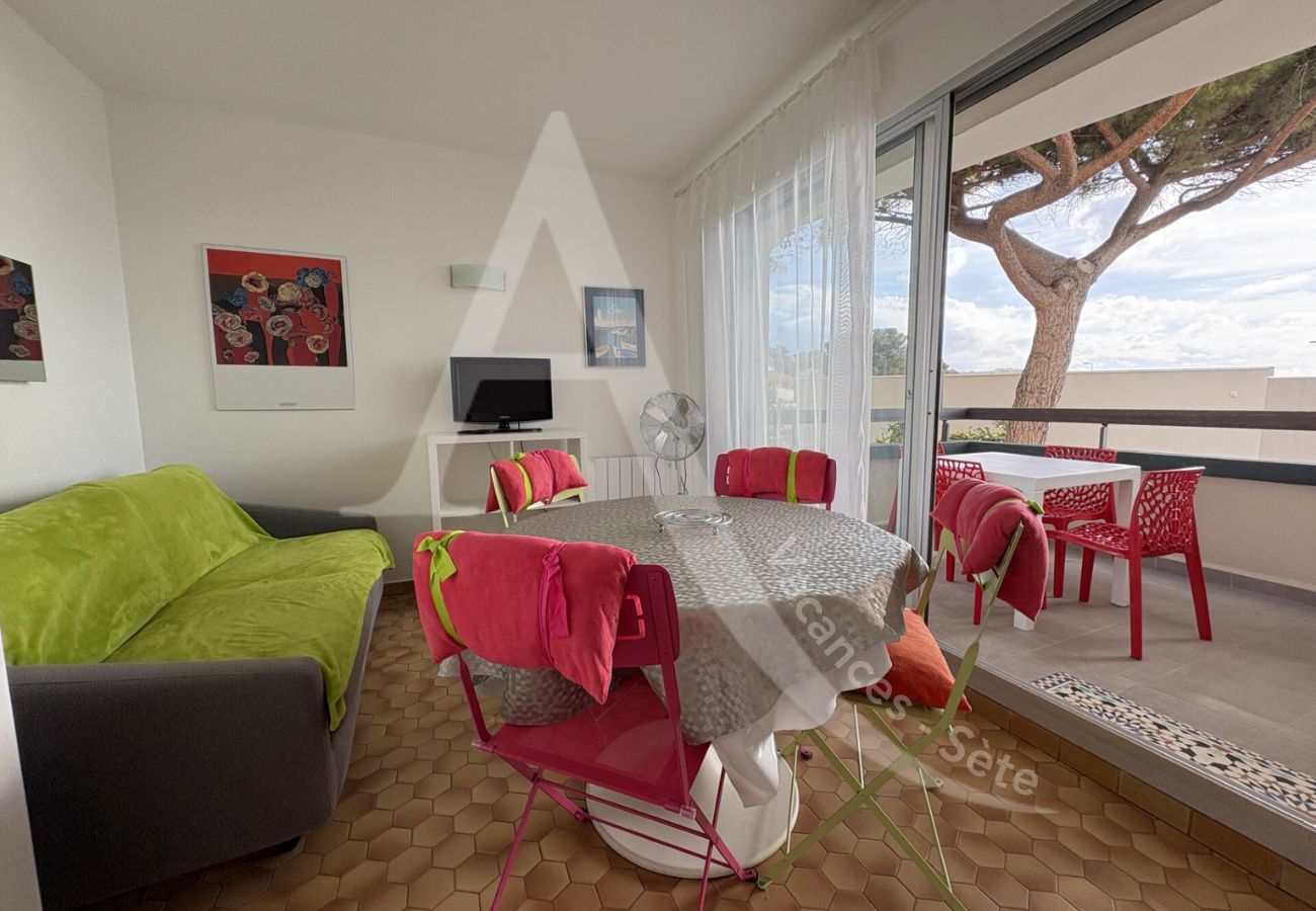 Ferienwohnung in Sète - 248 / T2 VUE MER, PARKING ET TERRASSE