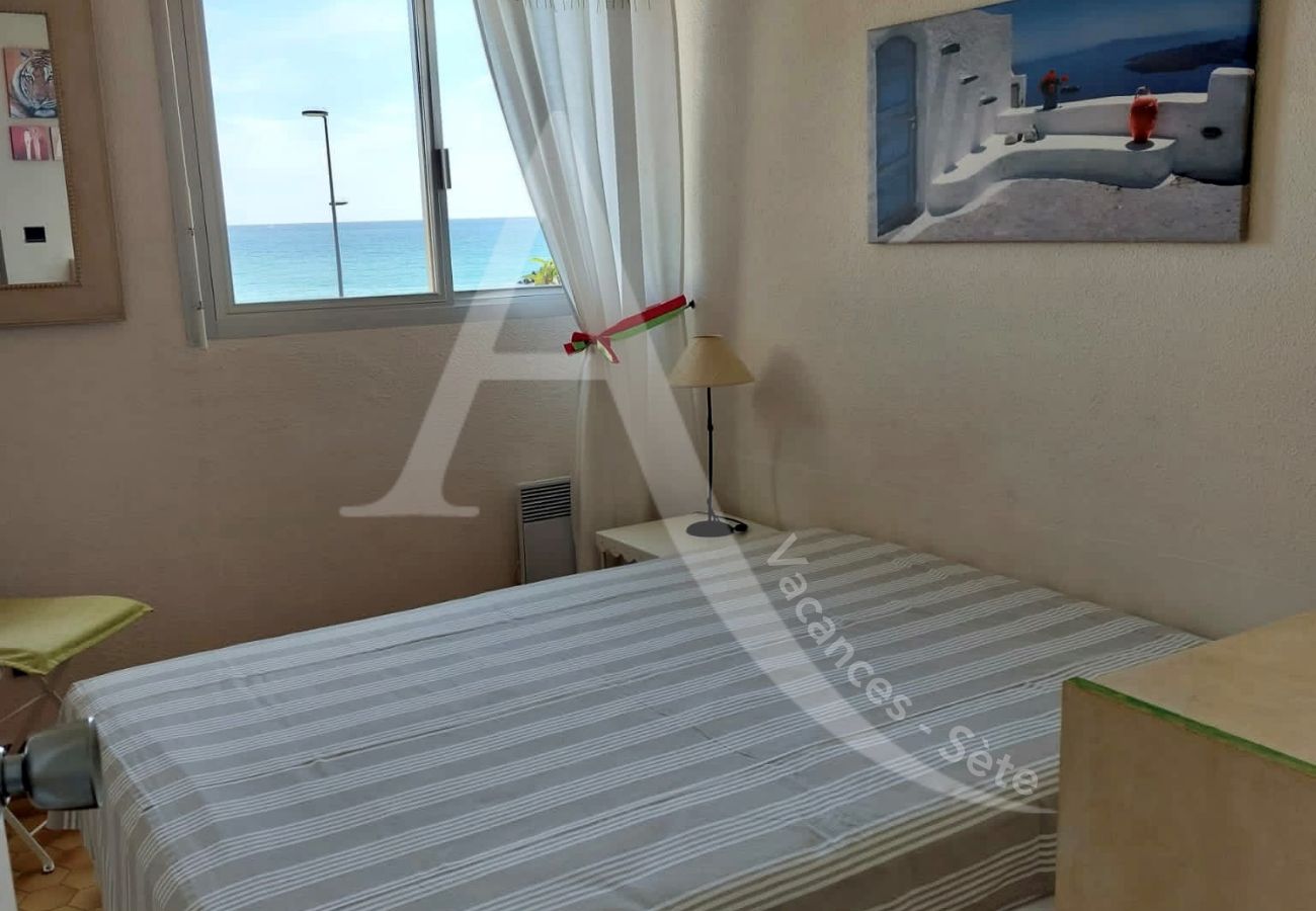 Ferienwohnung in Sète - 248 / T2 VUE MER, PARKING ET TERRASSE