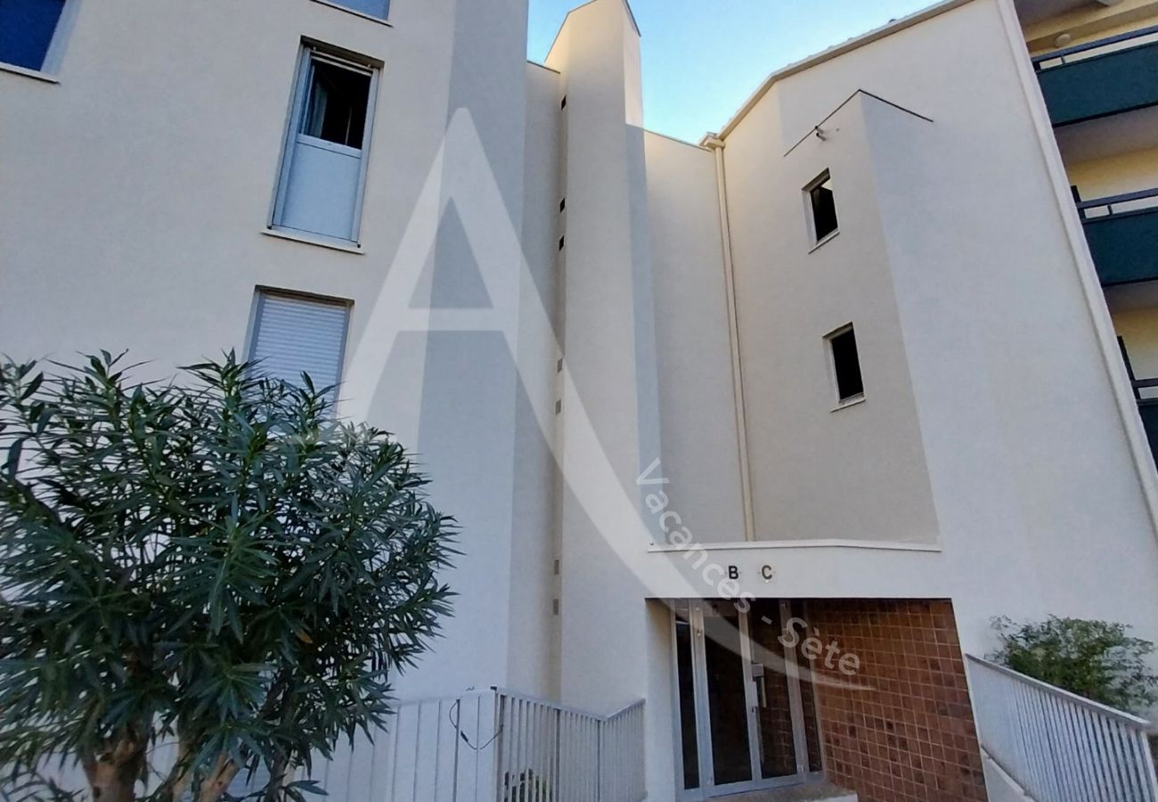 Ferienwohnung in Sète - 244 / T2 VUE MER, PARKING ET LOGGIA