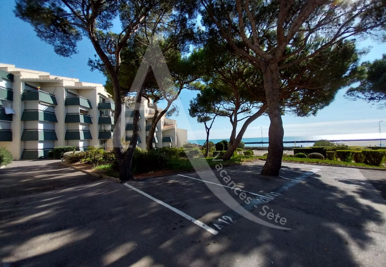 Ferienwohnung in Sète - 244 / T2 VUE MER, PARKING ET LOGGIA