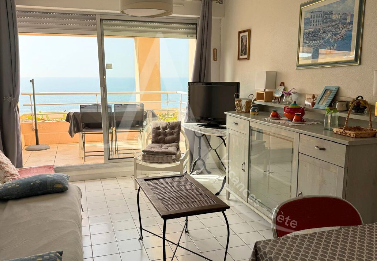 Ferienwohnung in Sète - 071 / T2 TERRASSE ET PARKING 