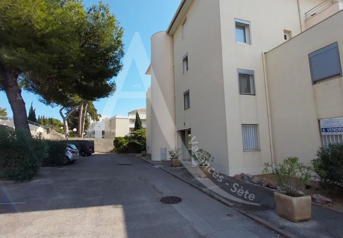 Ferienwohnung in Sète - 110 / GRAND T2 AVEC PARKING ET WI-FI