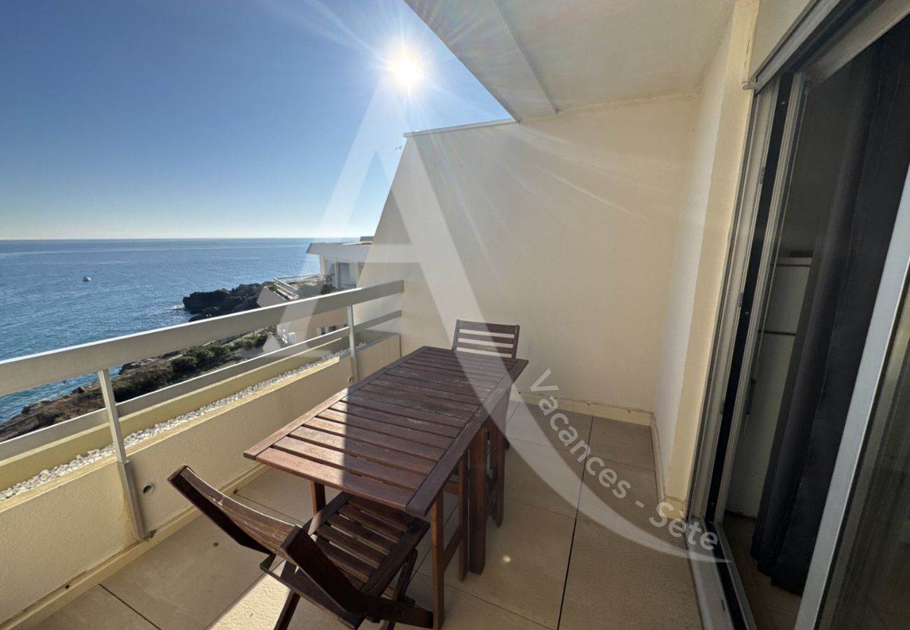 Ferienwohnung in Sète - 076 / GRAND STUDIO AVEC LARGE TERRASSE ET PARKING