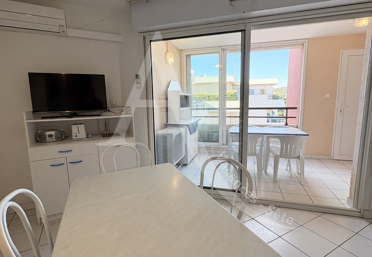 Ferienwohnung in Sète - 308 / T2 AVEC LOGGIA, CLIM SÉJOUR ET PISCINE