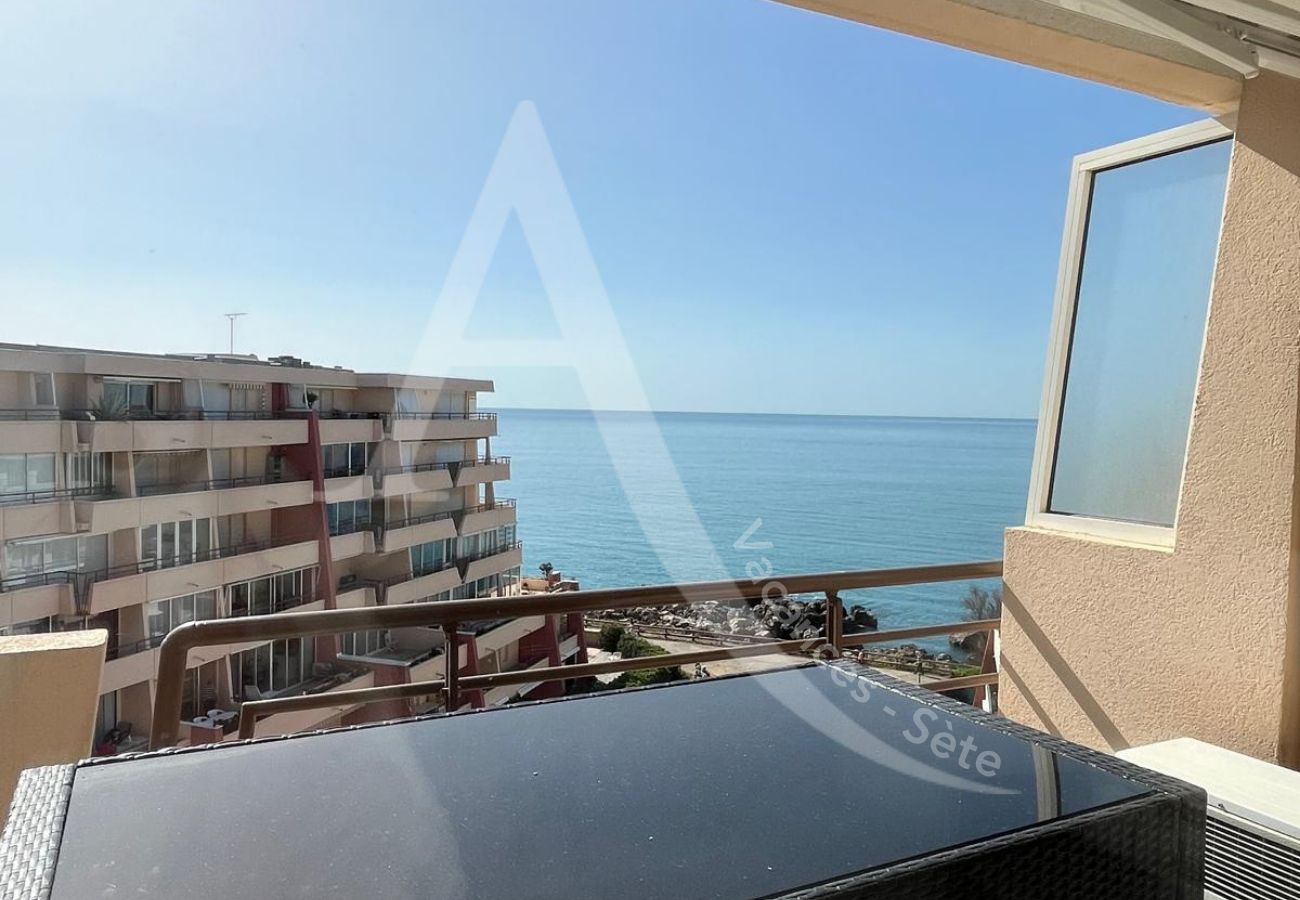 Ferienwohnung in Sète - 209 / GRAND T2 VUE MER AVEC PISCINE ET CLIM SÉJOUR