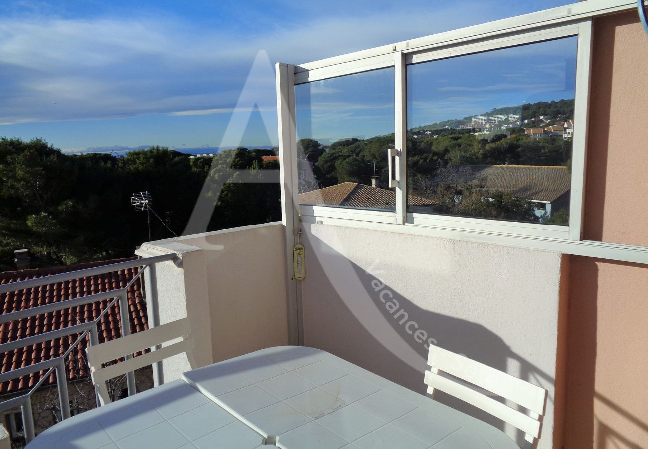 Ferienwohnung in Sète - 106 / T2 VUE MER AVEC PARKING PROCHE PLAGE