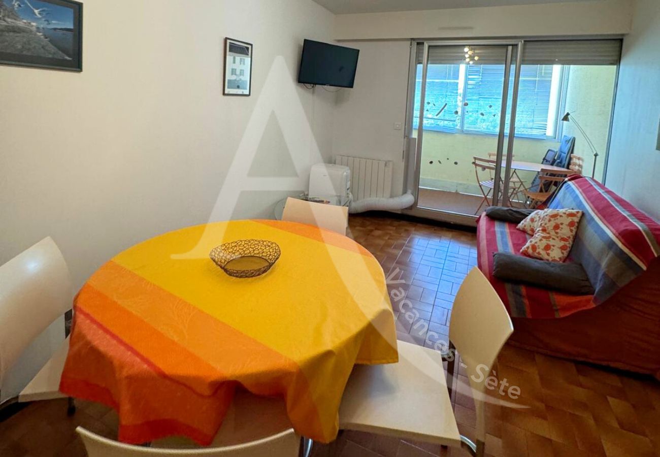 Ferienwohnung in Sète - 246 / T2 AVEC WI-FI ET PARKING