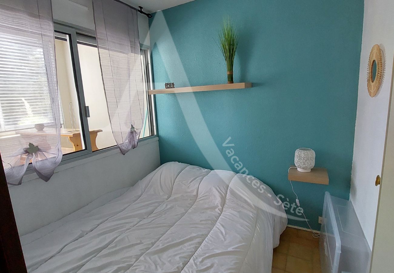 Ferienwohnung in Sète - 113 / T2 QUARTIER QUILLES AVEC GARAGE ET WI-FI