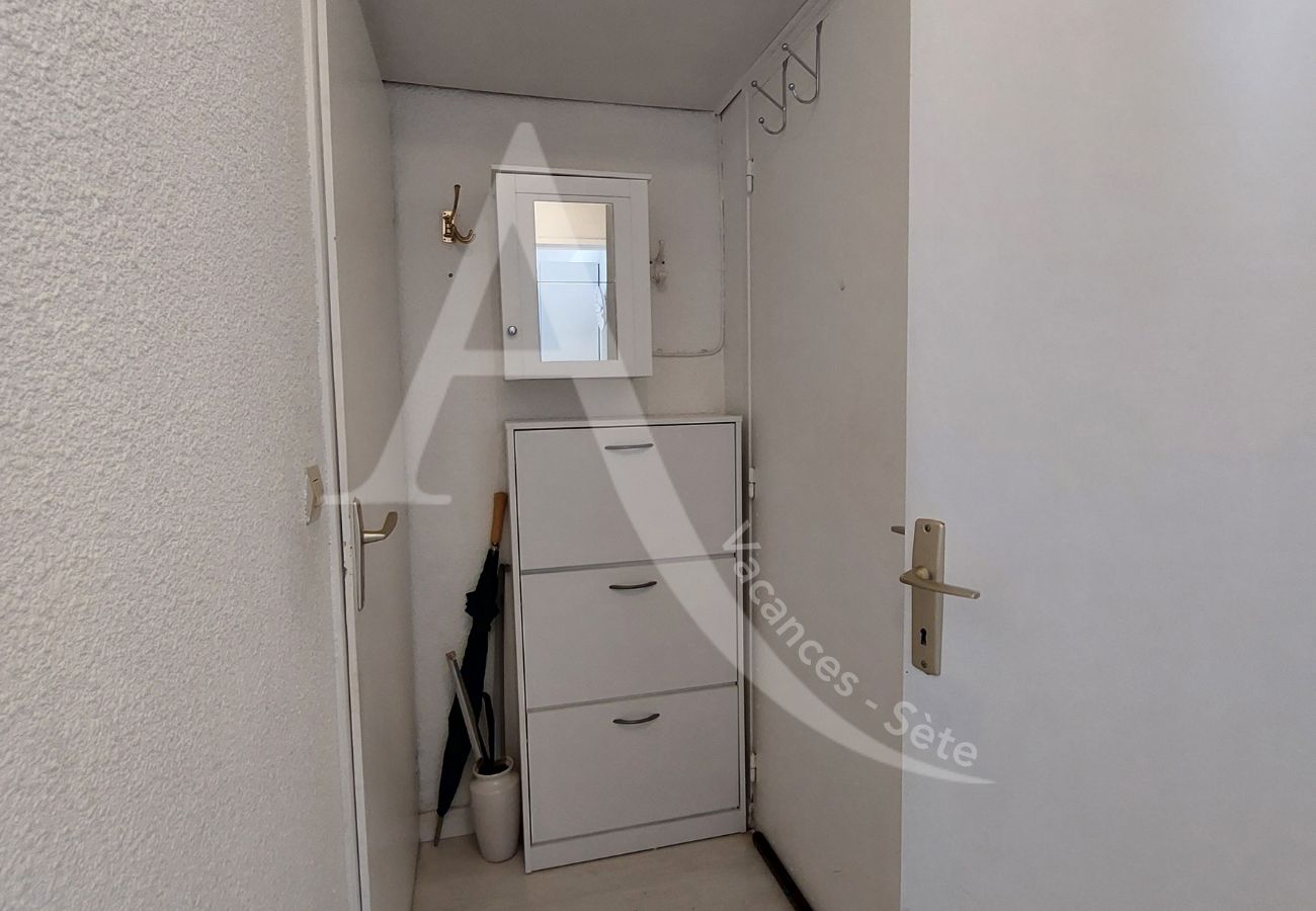 Ferienwohnung in Sète - 072 / T2 CLIMATISE AVEC GARAGE ET WI-FI