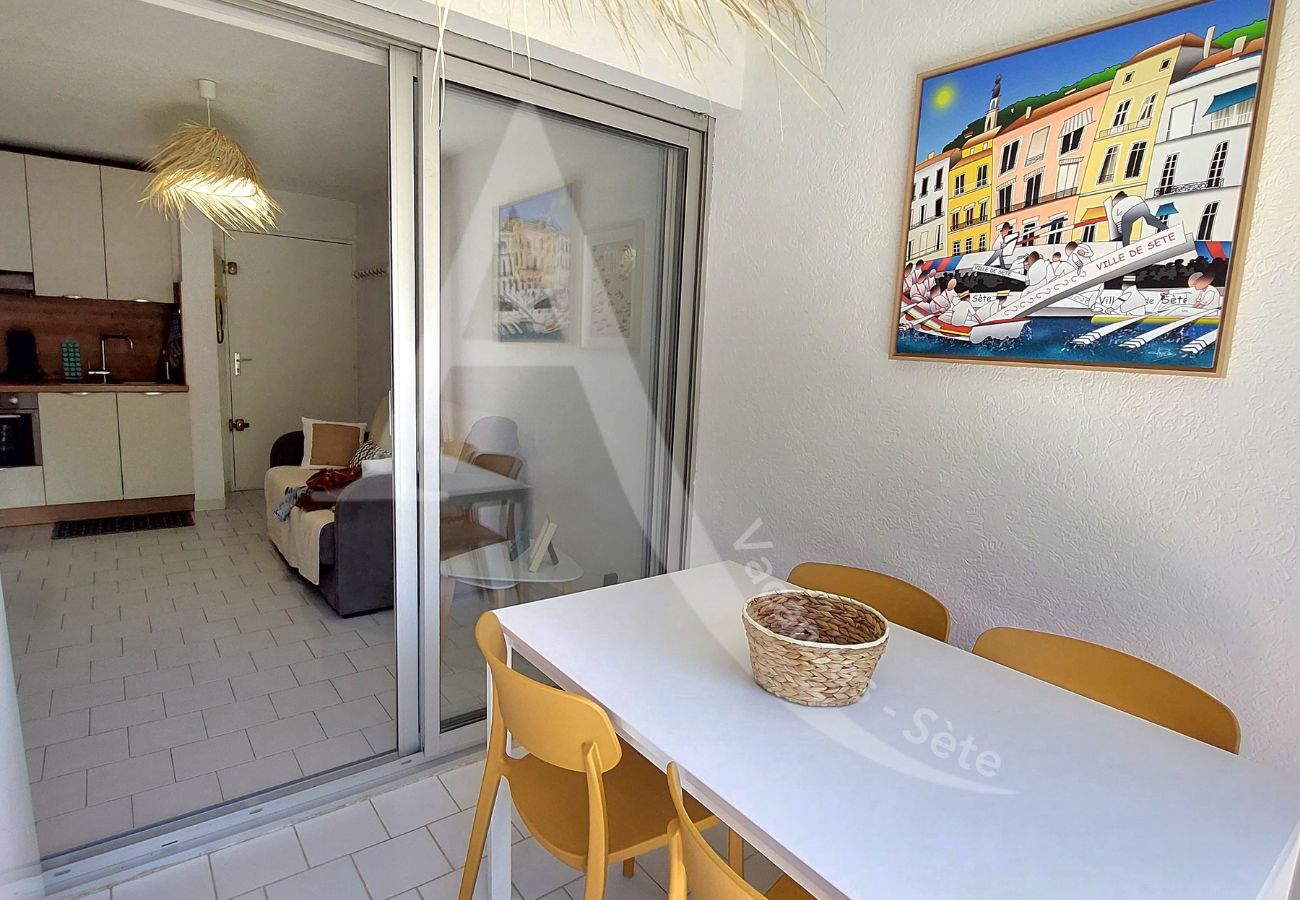 Ferienwohnung in Sète - 088 / T2 MODERNE EN RDC JARDIN, PARKING ET WIFI