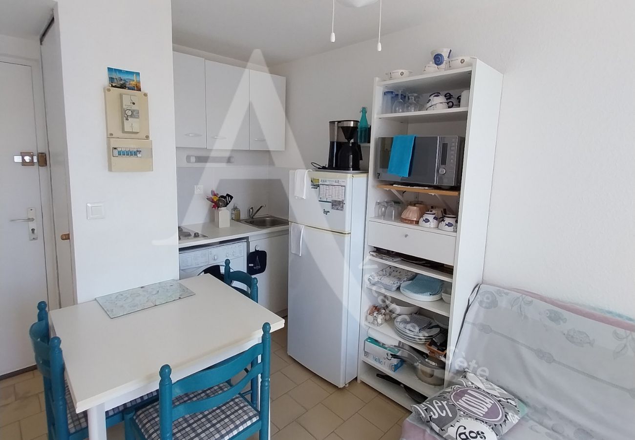 Ferienwohnung in Sète - 211 / T2 CONFORTABLE PLEIN COEUR CORNICHE, WI-FI