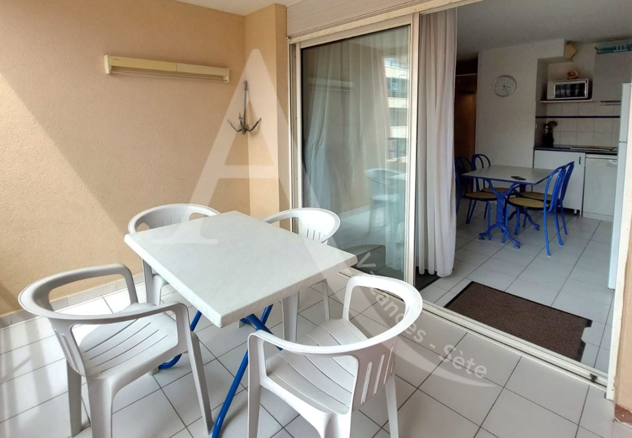 Ferienwohnung in Sète - 312 / T2 AVEC GARAGE ET PISCINE 