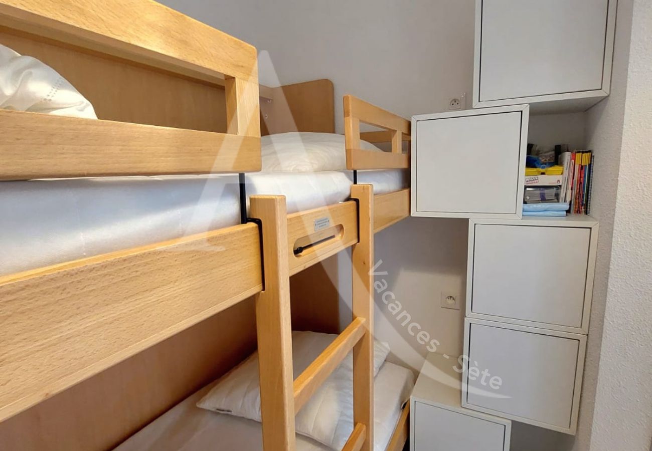 Ferienwohnung in Sète - 344 / T2 CABINE PROCHE PLAGES + ACCÈS TENNIS