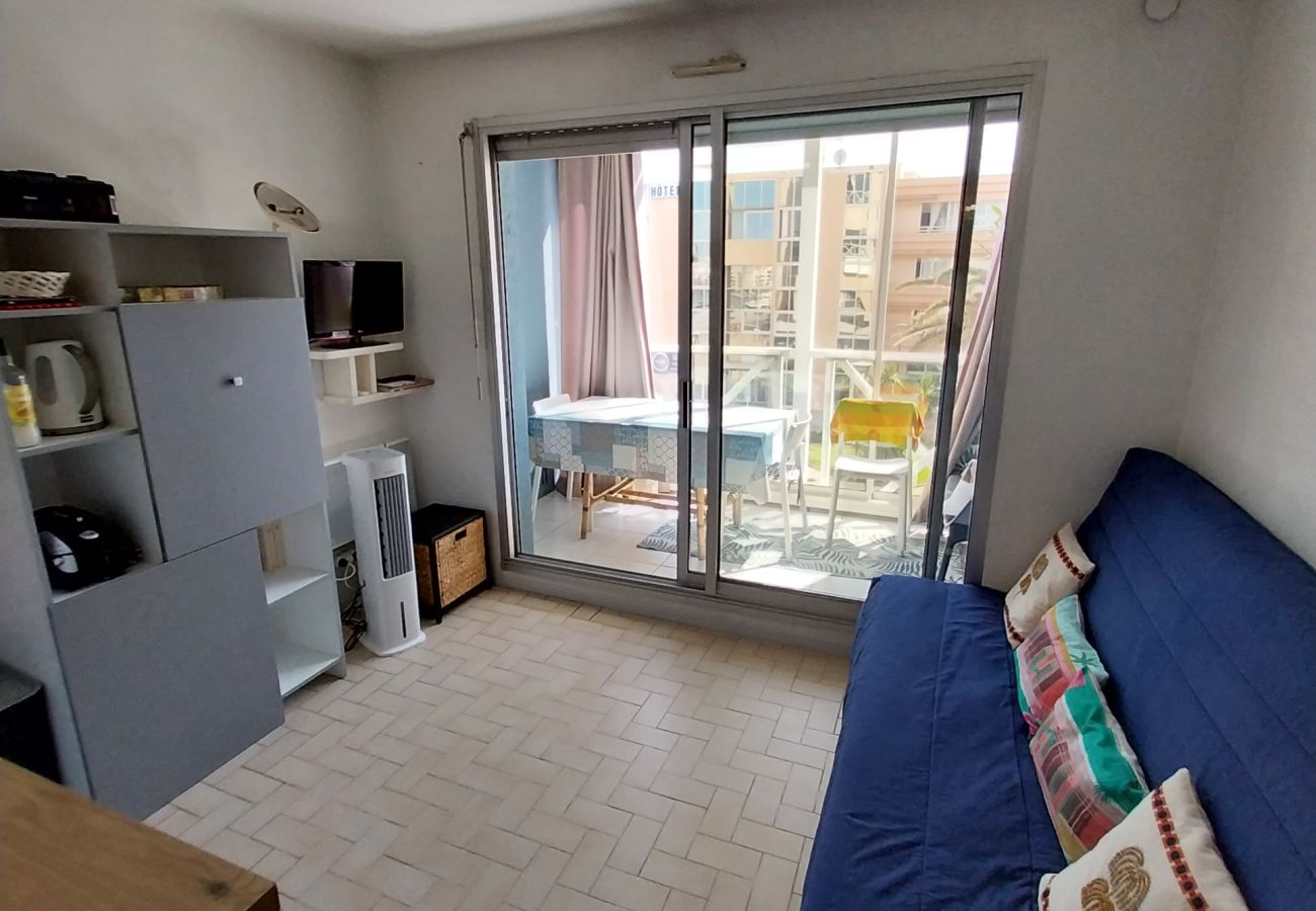 Apartment in Sète - 271