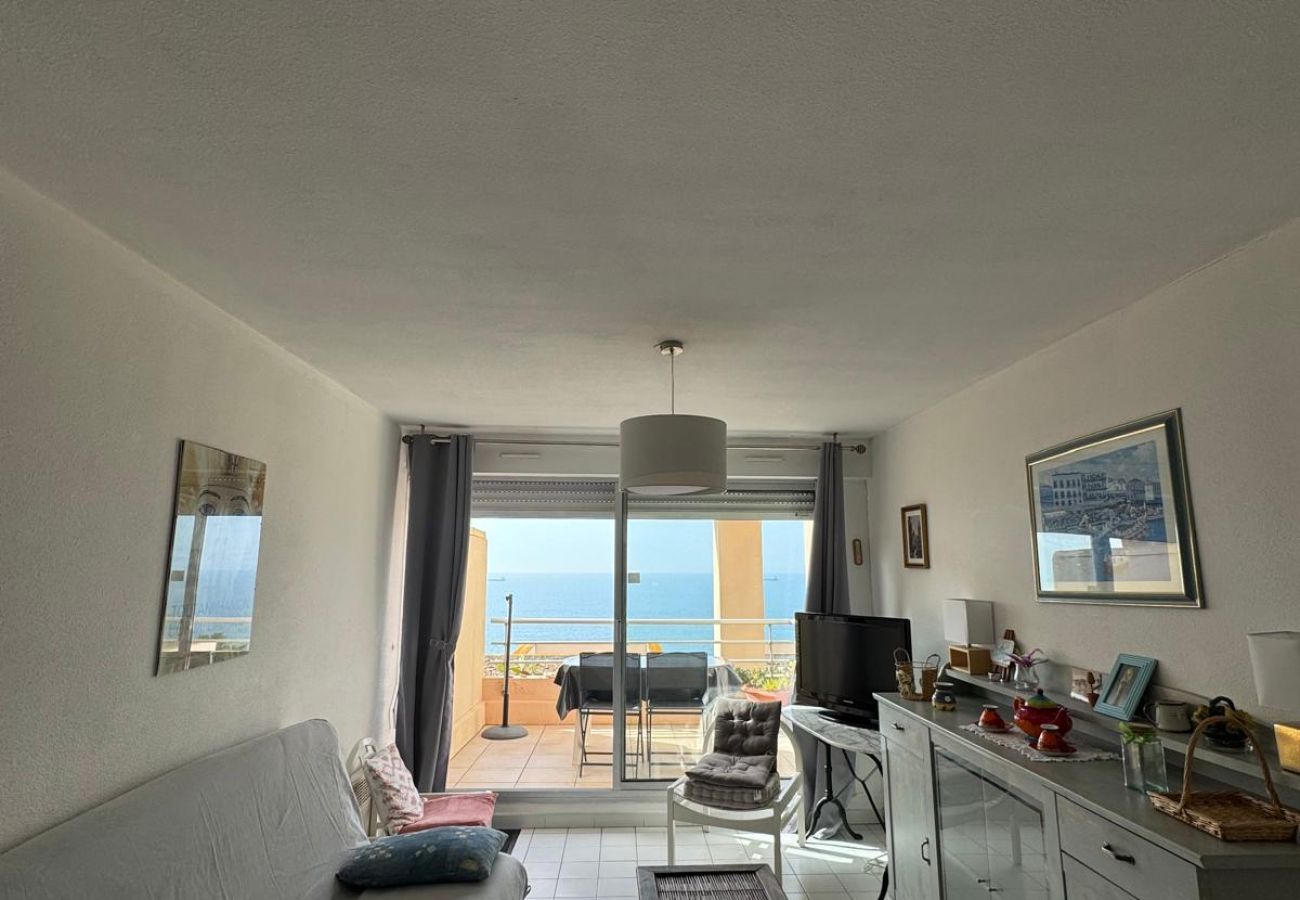 Apartment in Sète - 071