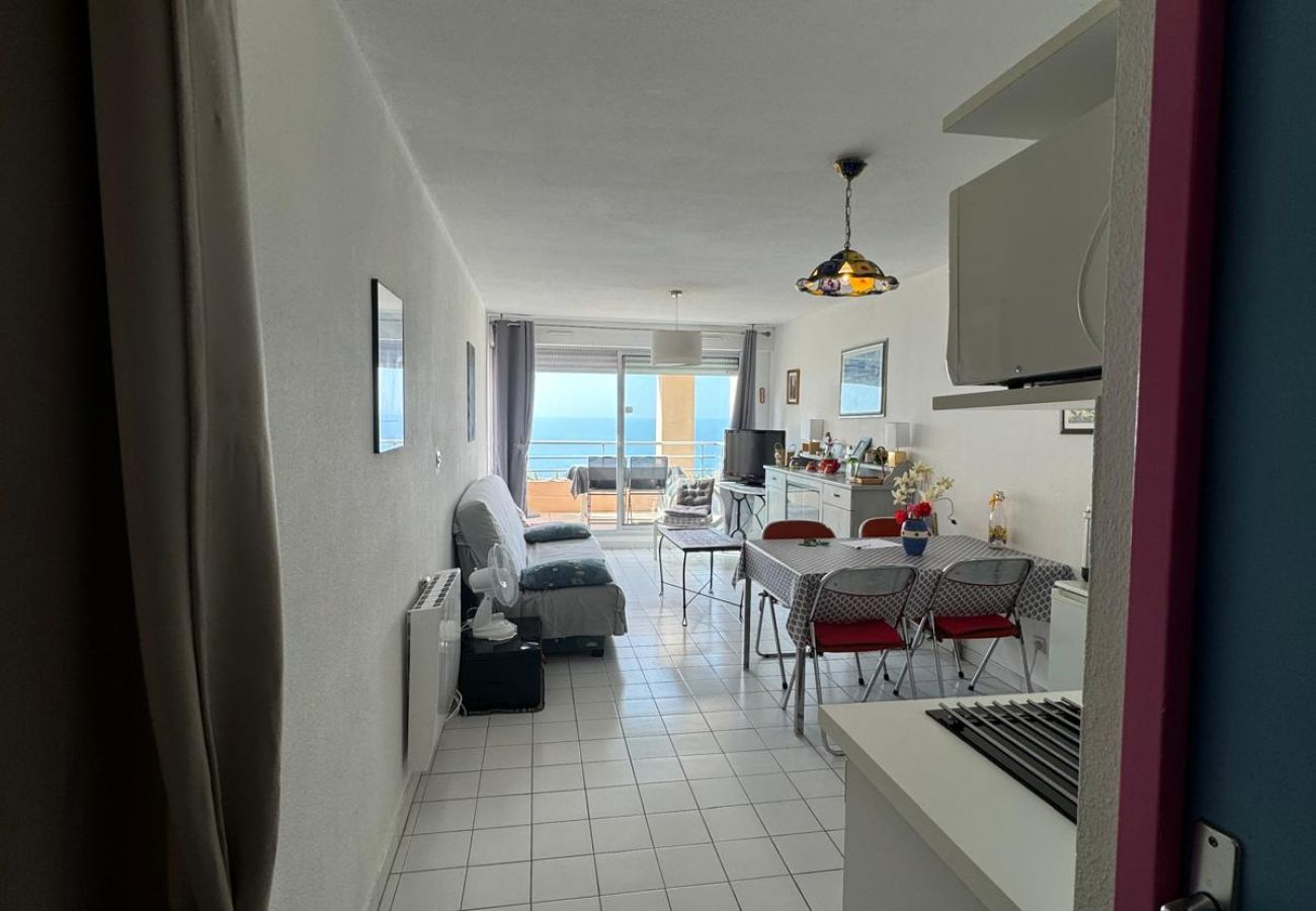 Apartment in Sète - 071