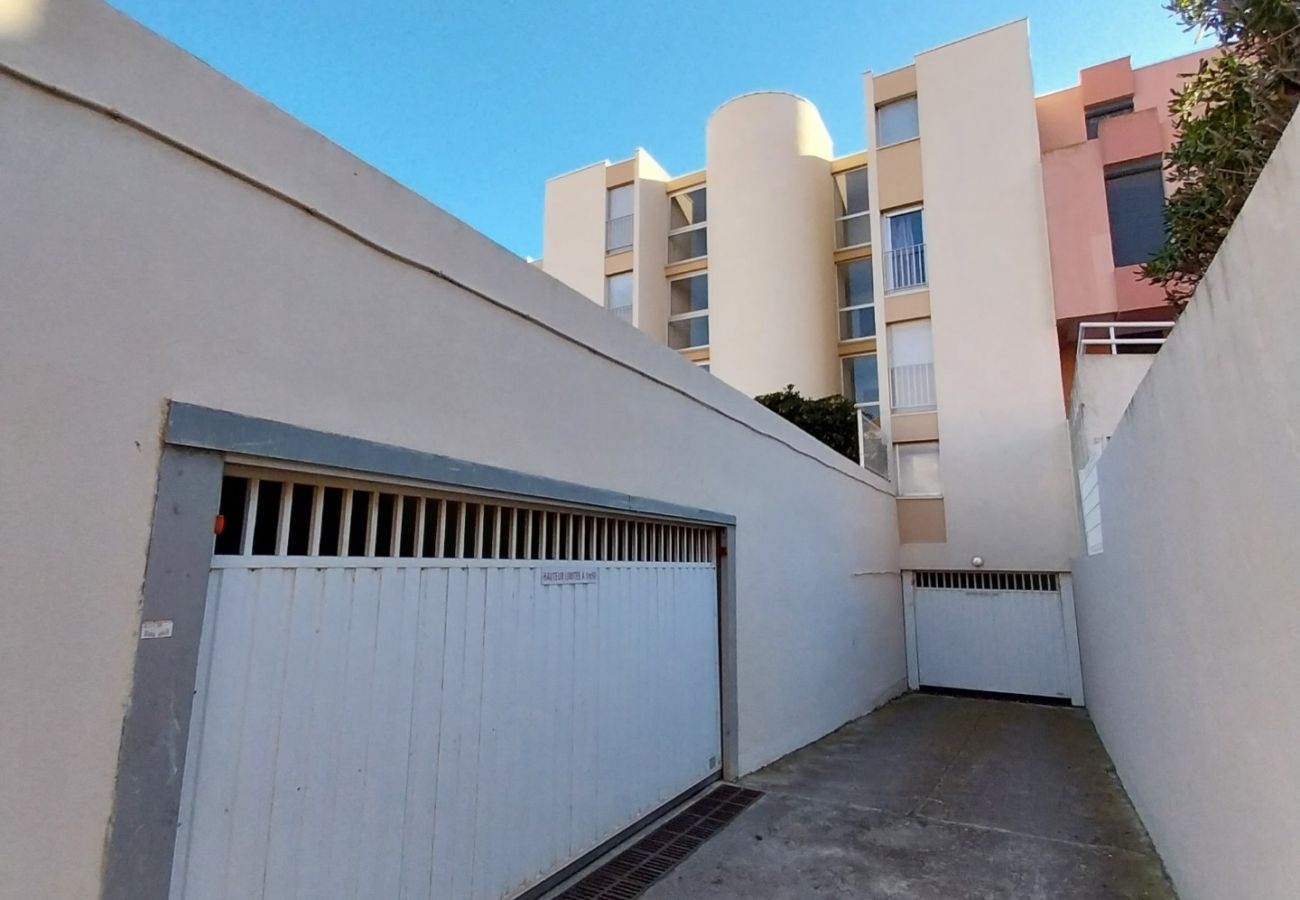 Apartment in Sète - 087