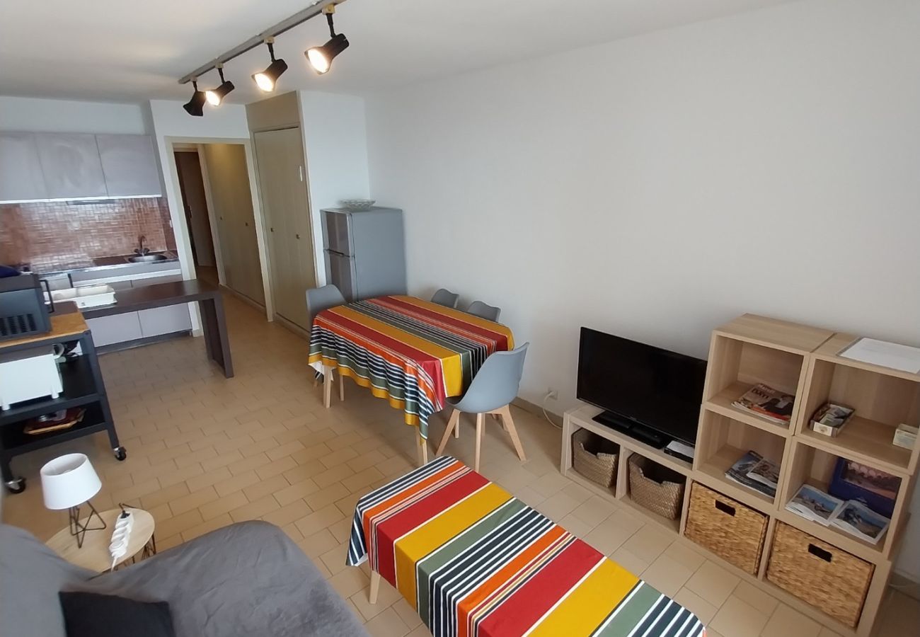 Apartment in Sète - 130