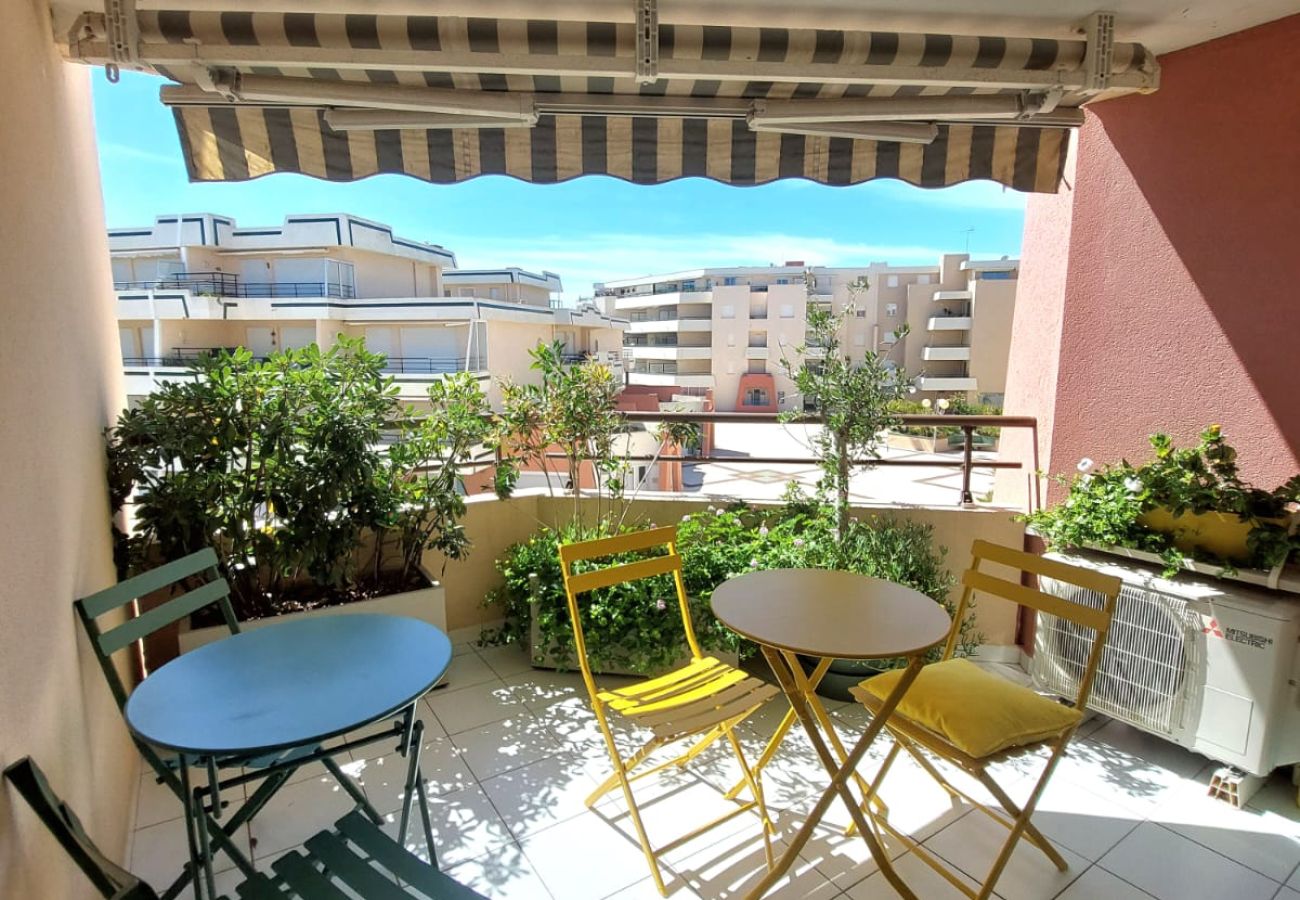 Apartment in Sète - 363