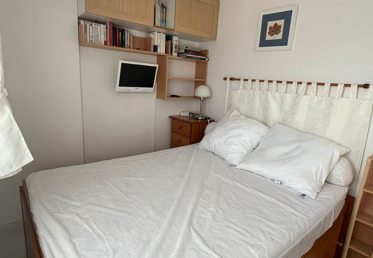 Apartment in Sète - 072