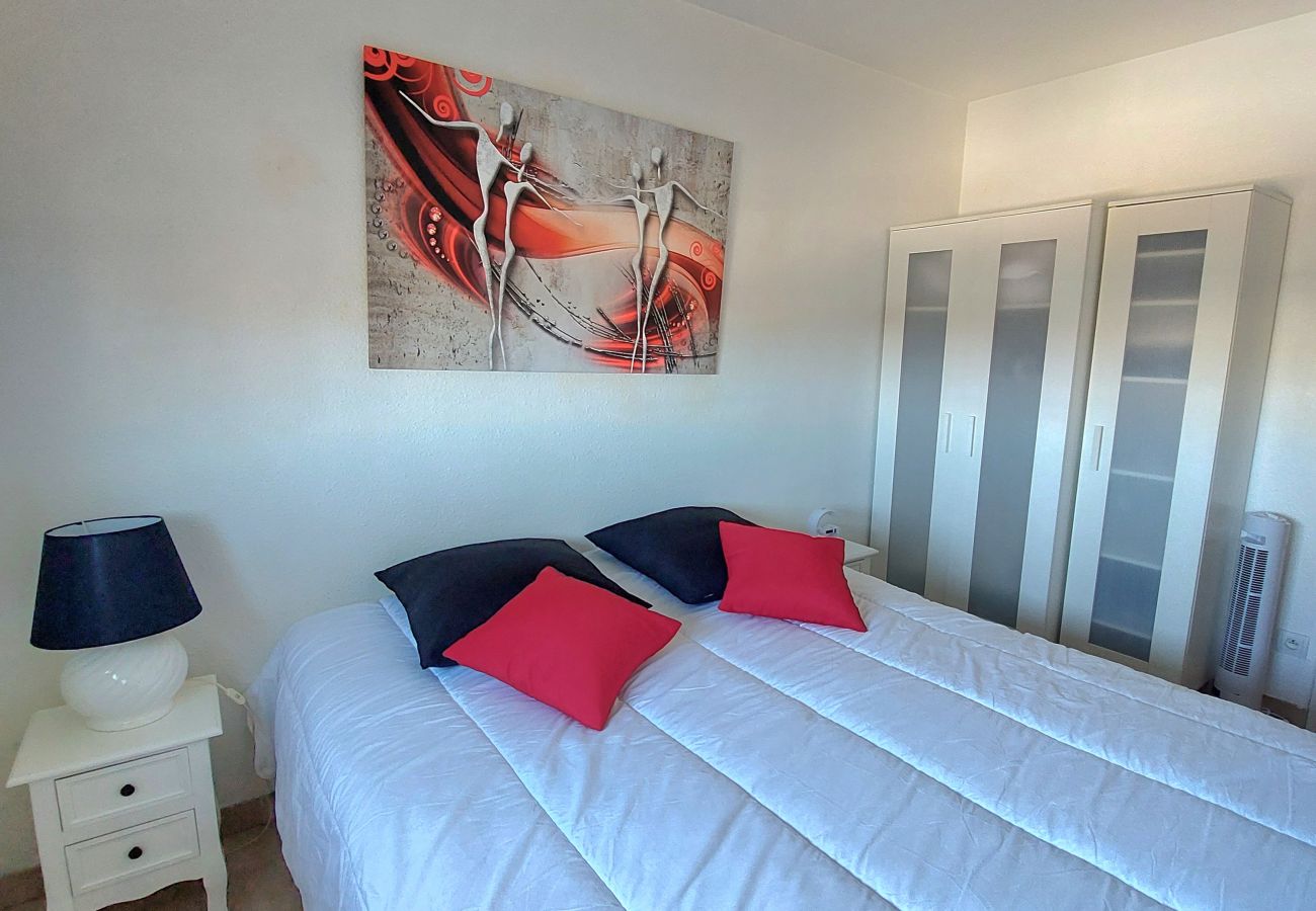 Apartment in Sète - 322