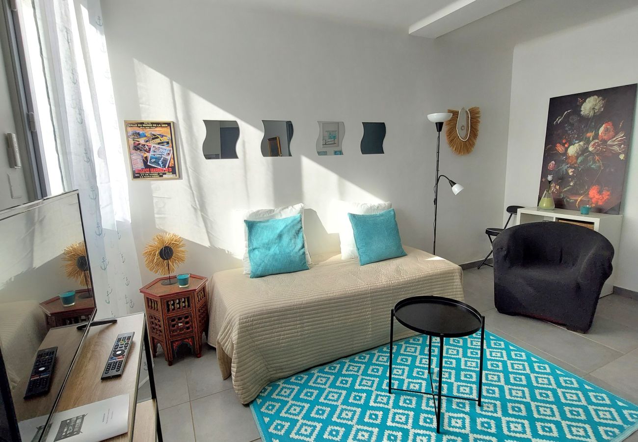 Apartment in Sète - 099