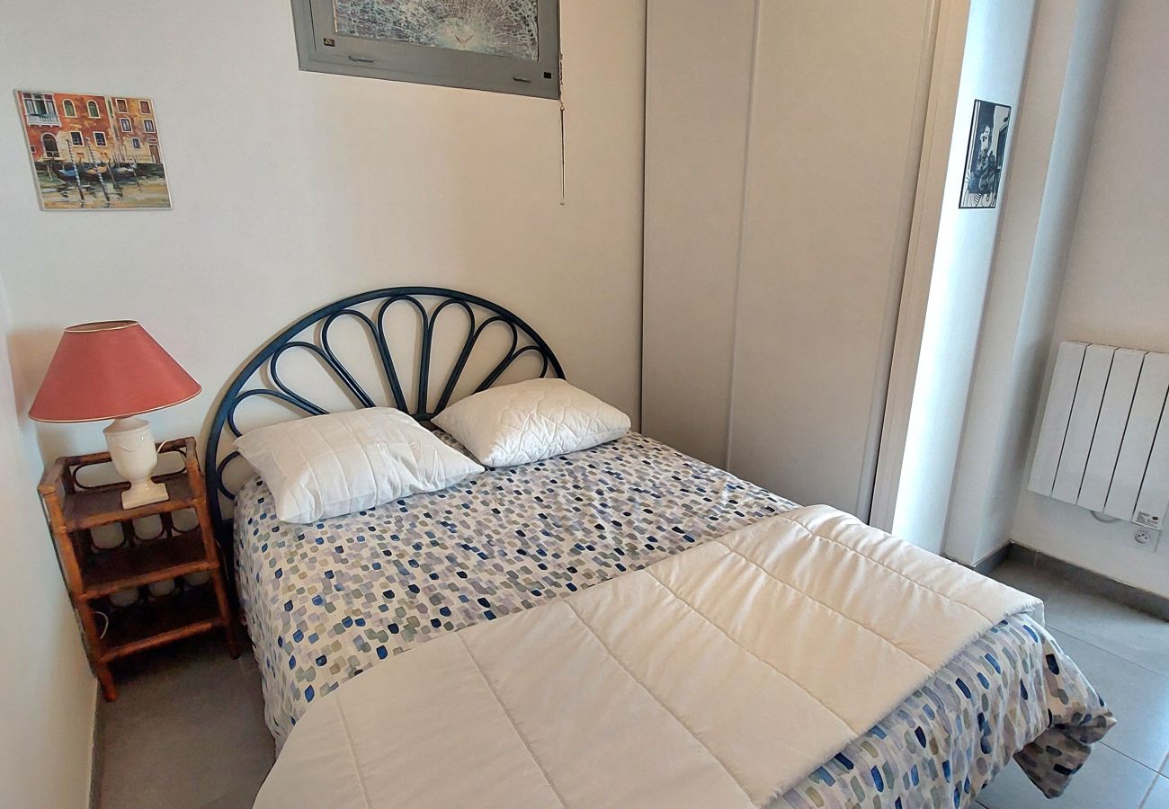 Apartment in Sète - 099