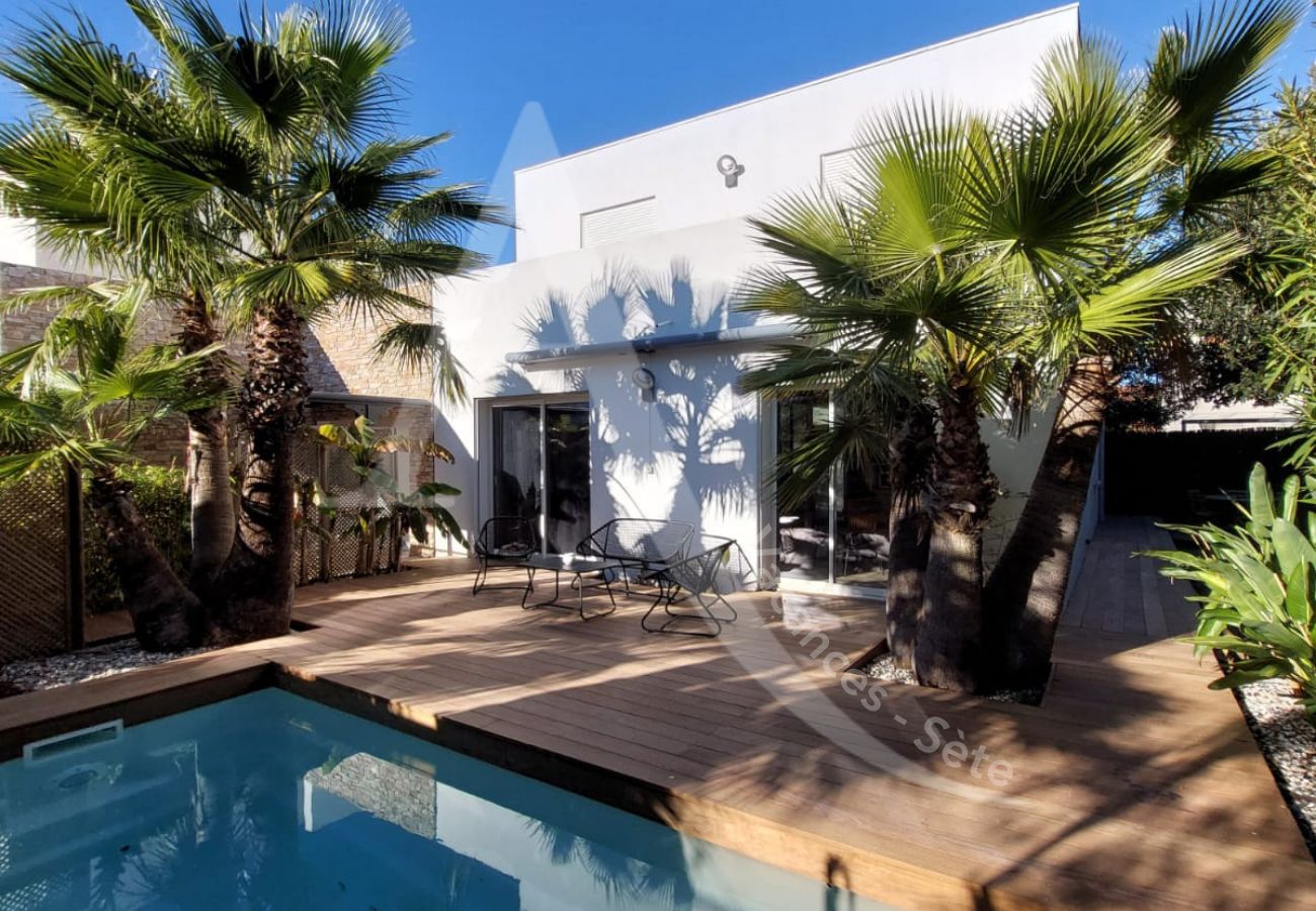 Villa in Sète - 016 / VILLA COSY 3* CLIMATISÉE ET PISCINE PRIVÉE