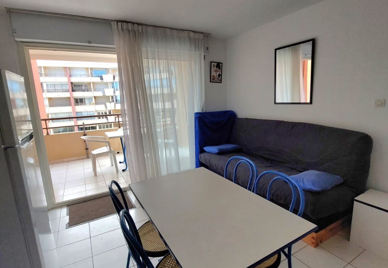 Apartment in Sète - 312