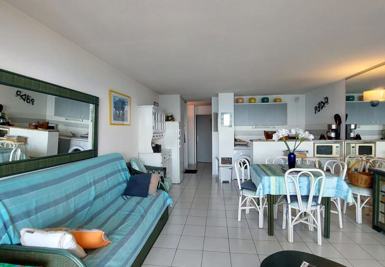 Apartment in Sète - 120