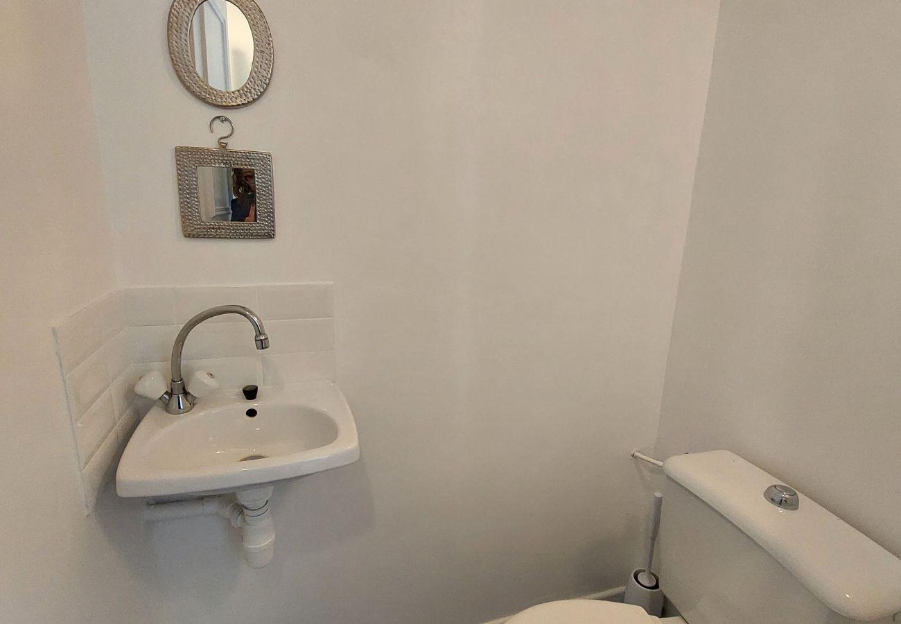 Villa in Sète - 510 / MAISON 10 PERS, PISCINE PRIVE, WIFI