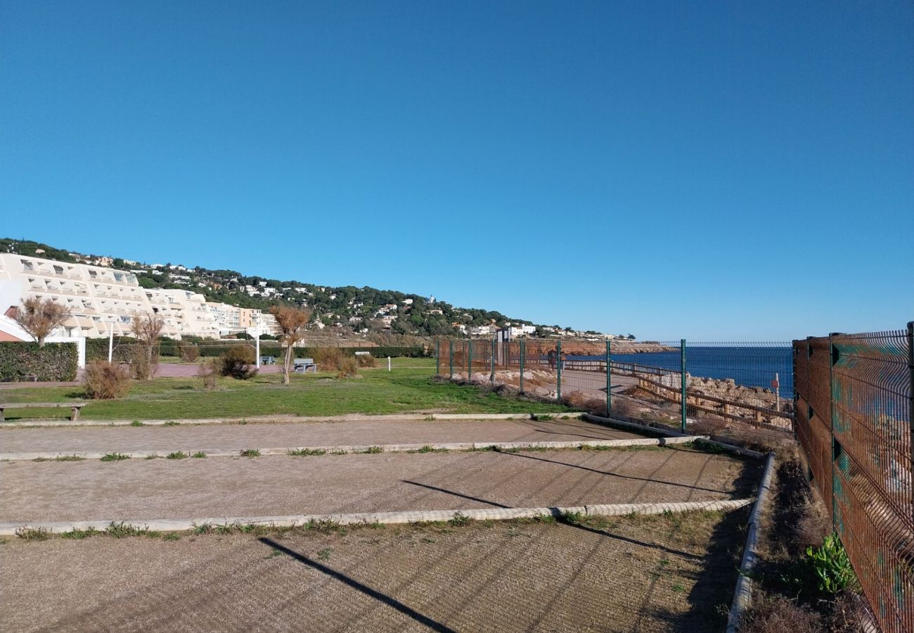 Estudio en Sète - 039 / STUDIO AVEC PARKING, WI-FI ET PISCINE