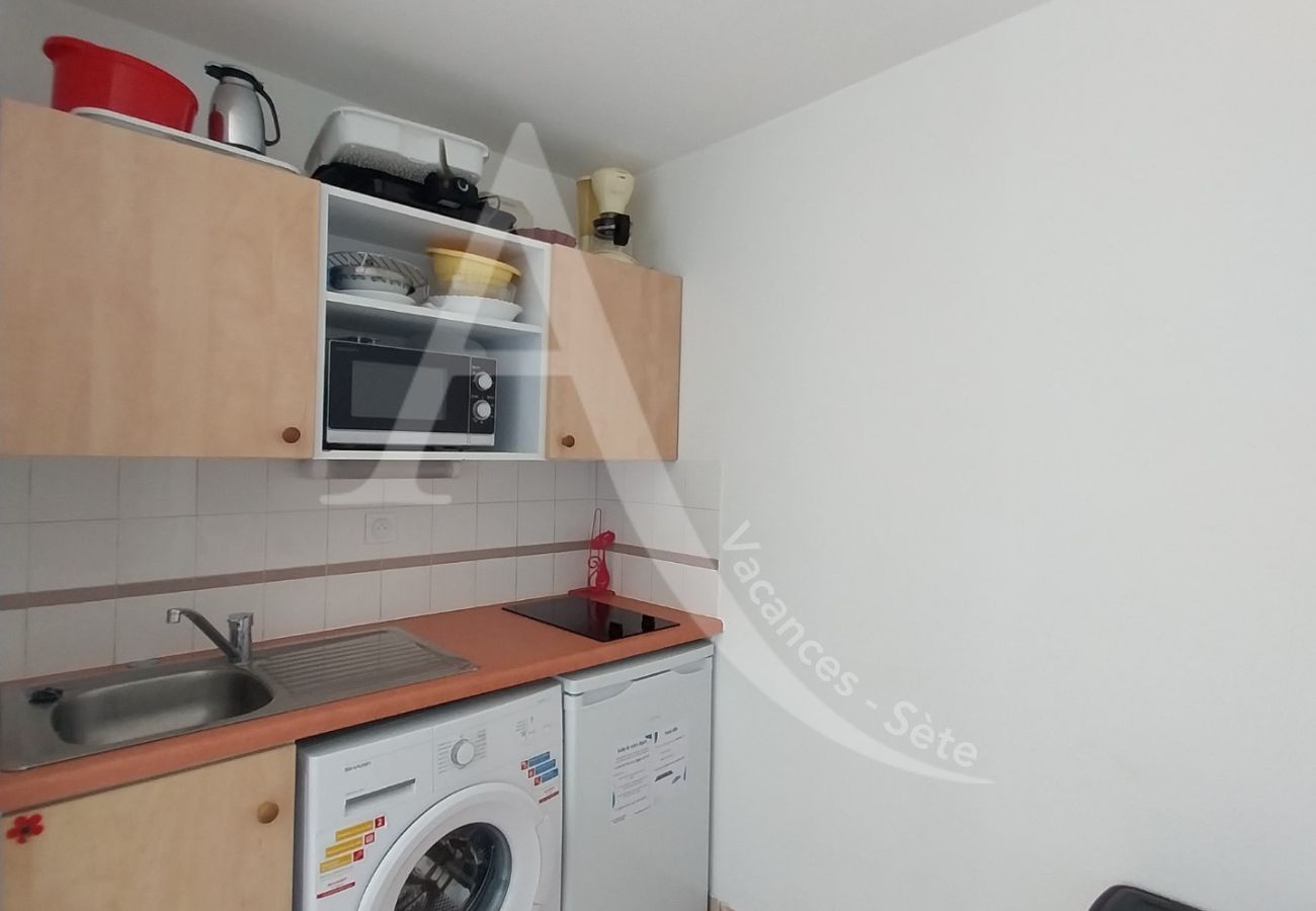 Estudio en Sète - 039 / STUDIO AVEC PARKING, WI-FI ET PISCINE