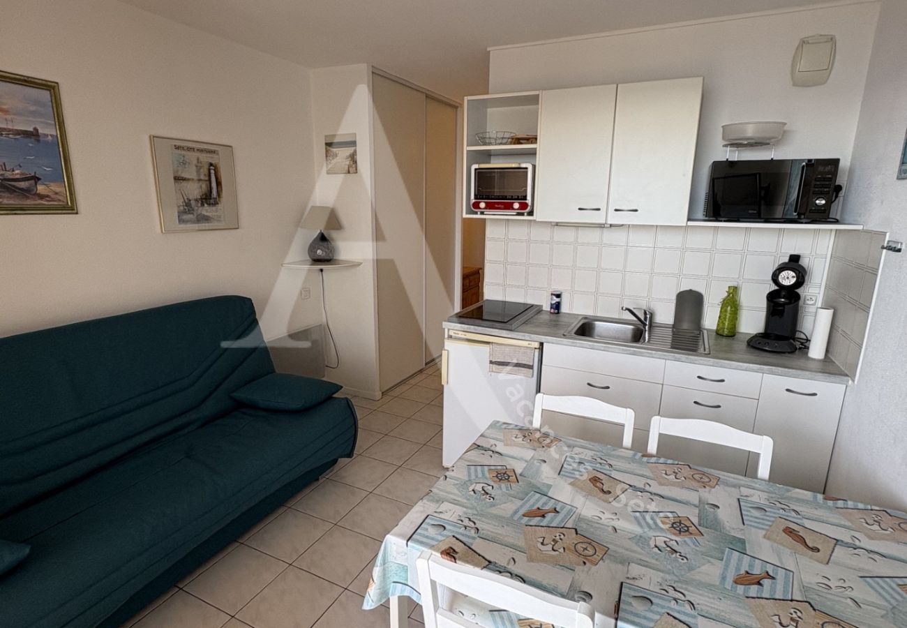 Apartamento en Sète - 033 / T2 AVEC PARKING, PISCINE ET VUE MER