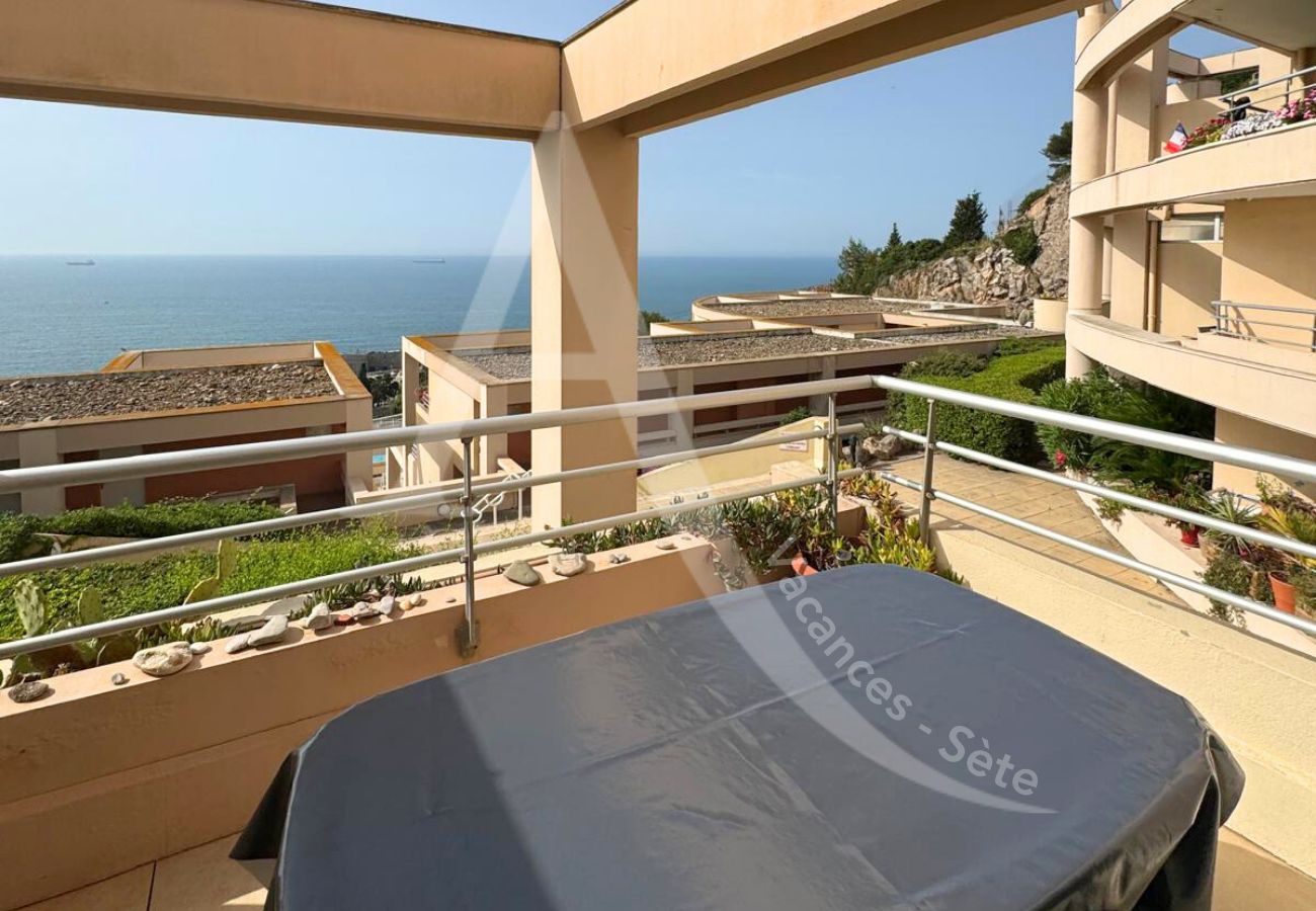 Apartamento en Sète - 071 / T2 TERRASSE ET PARKING 