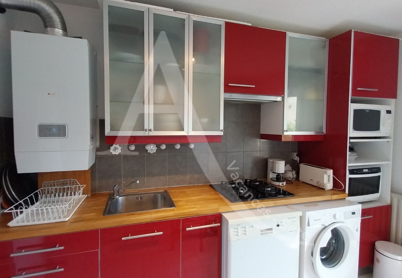 Apartamento en Sète - 110 / GRAND T2 AVEC PARKING ET WI-FI