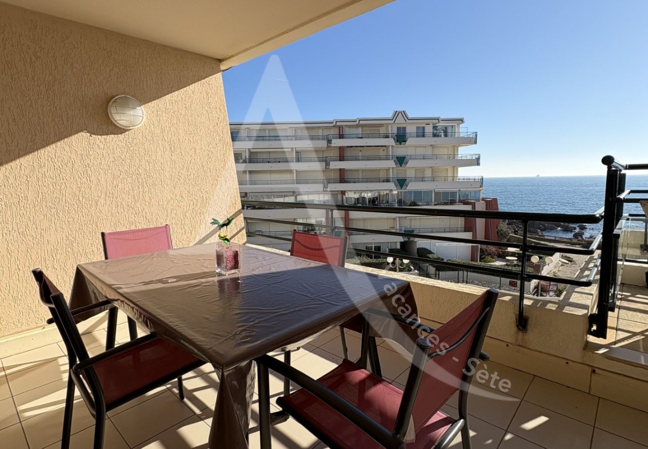 Apartamento en Sète - 197 / T2 LARGE TERRASSE AVEC GARAGE ET PISCINE