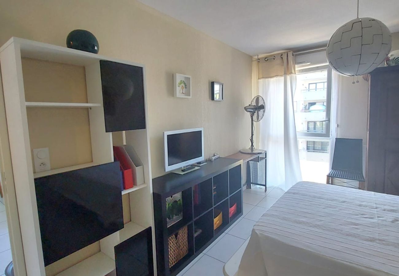 Apartamento en Sète - 035