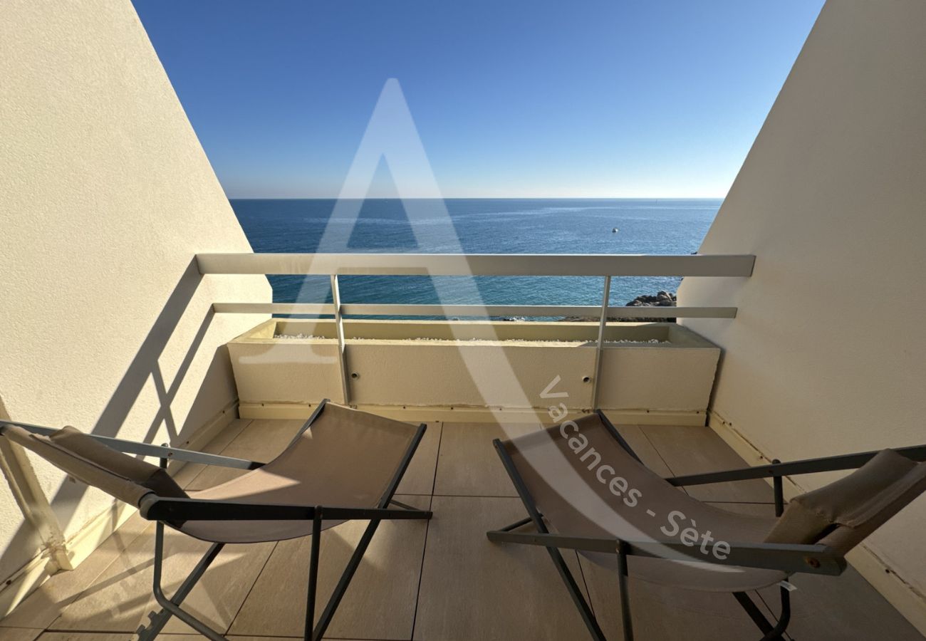 Apartamento en Sète - 076 / GRAND STUDIO AVEC LARGE TERRASSE ET PARKING