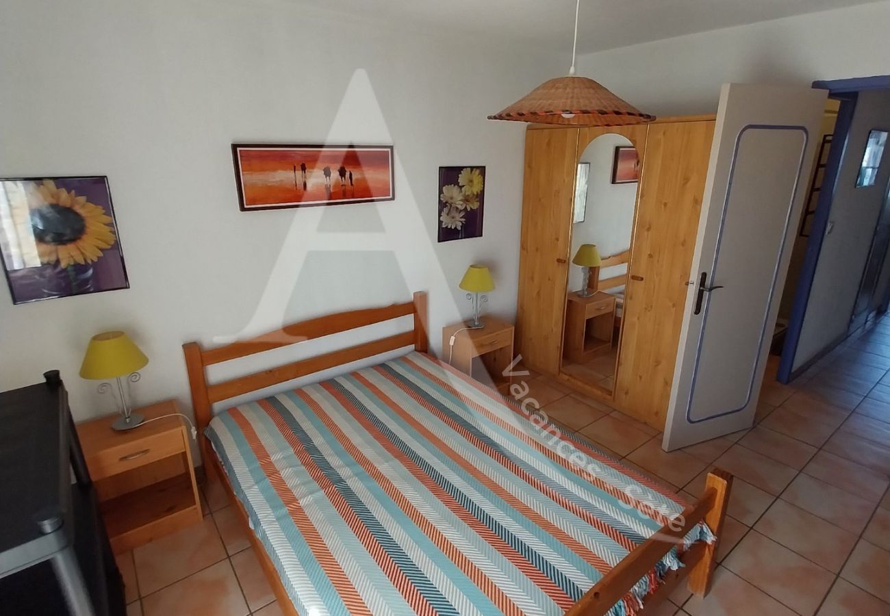 Apartamento en Sète - 021 / T2 VUE MER AVEC WI-FI ET PARKING