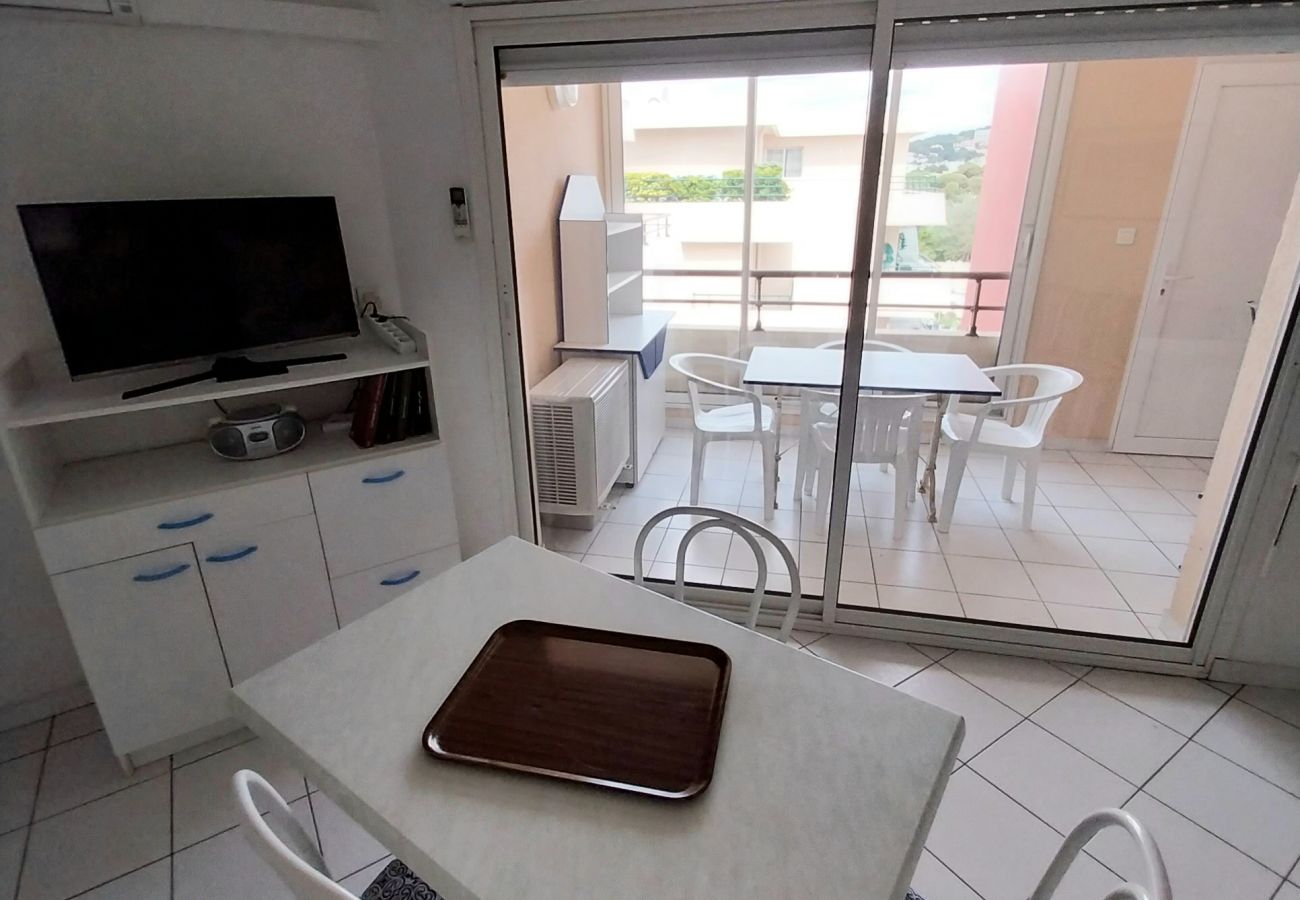 Apartamento en Sète - 308