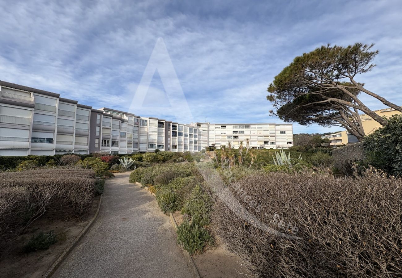 Estudio en Sète - 028 / STUDIO VUE MER ET PARKING