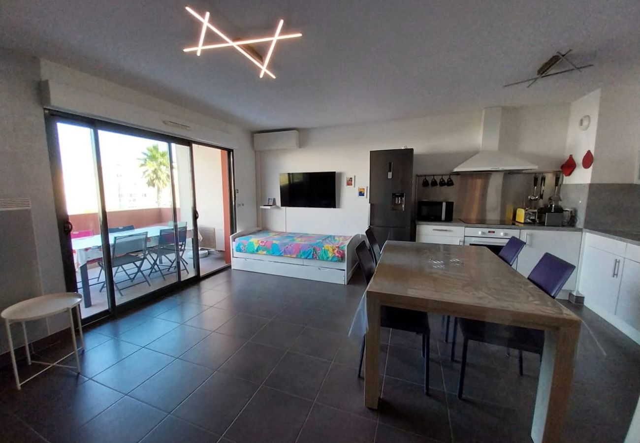 Apartamento en Sète - 302