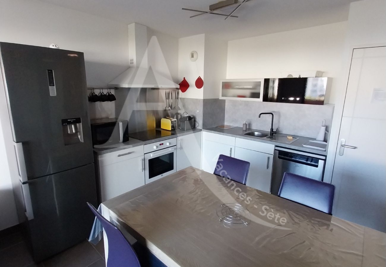 Apartamento en Sète - 302 / T2 AVEC CLIM SÉJOUR, GARAGE ET PISCINE