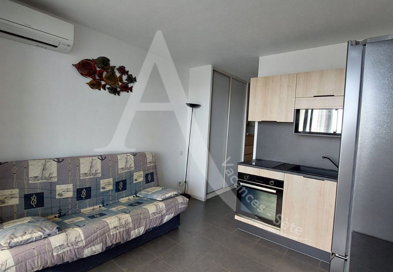 Apartamento en Sète - 025 / T2 AVEC CLIM SALON, PISCINE ET VUE MER