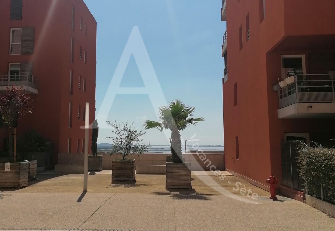 Apartamento en Sète - 214 / T3 CLASSÉ AVEC GARAGE, PISCINE ET WI-FI