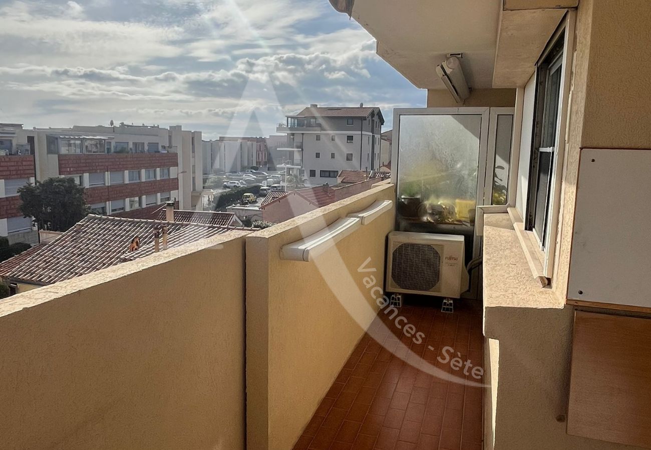 Apartamento en Sète - 072 / T2 CLIMATISE AVEC GARAGE ET WI-FI