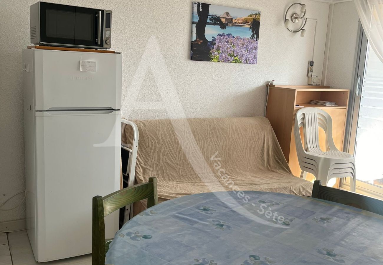 Apartamento en Sète - 072 / T2 CLIMATISE AVEC GARAGE ET WI-FI